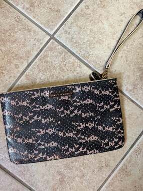 Kelly Wynne Risky Biz 3-1 Wristlet Clutch Black Tan Python